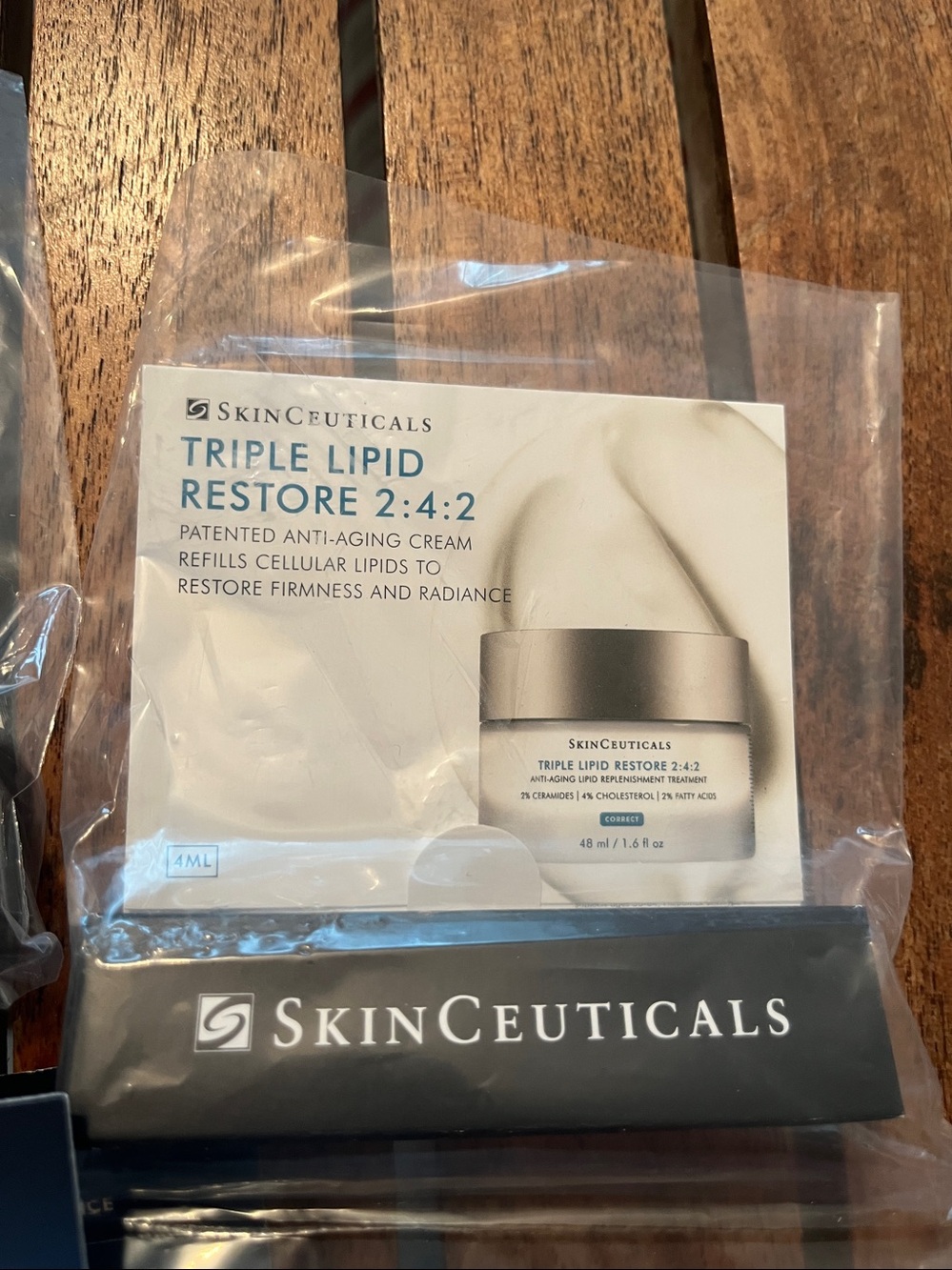 SkinCeuticals Samples Resveratrol B E Serum , triple lipid restore, Glycolic 10 - Picture 4 of 6